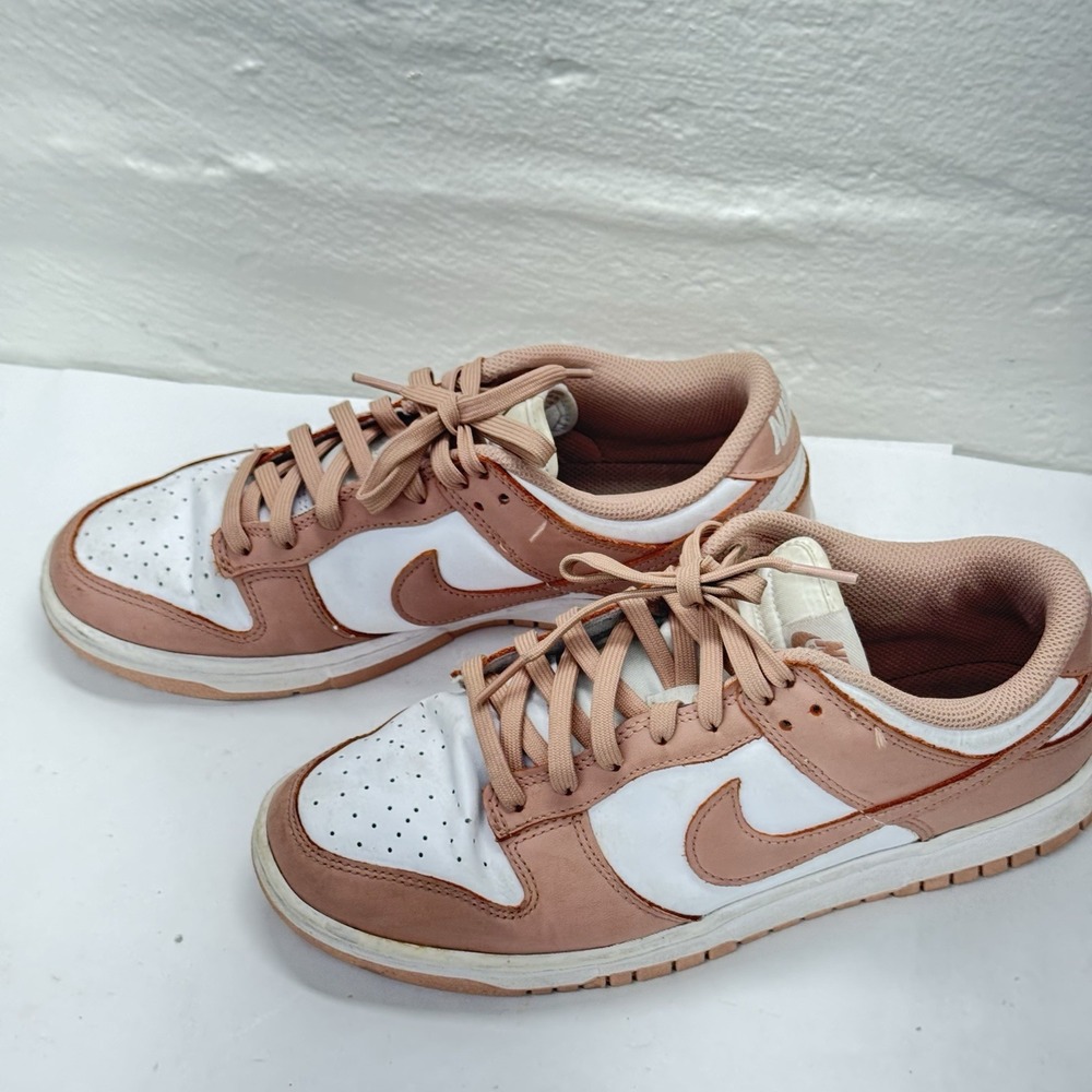Nike Dunk Low Rose Whisper Sneakers DD1503-118 Women Size 9.5 Excellent